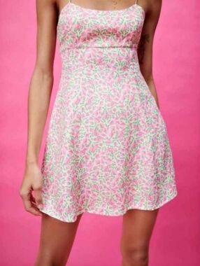 ✨ BNWT ✨ZARA FLORAL MINI DRESS SIZE SMALL